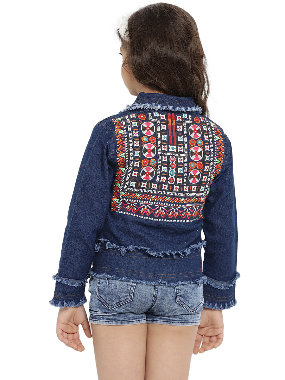 Bitiya By Bhama Girls Blue Embroidered Lightweight Denim Jacket