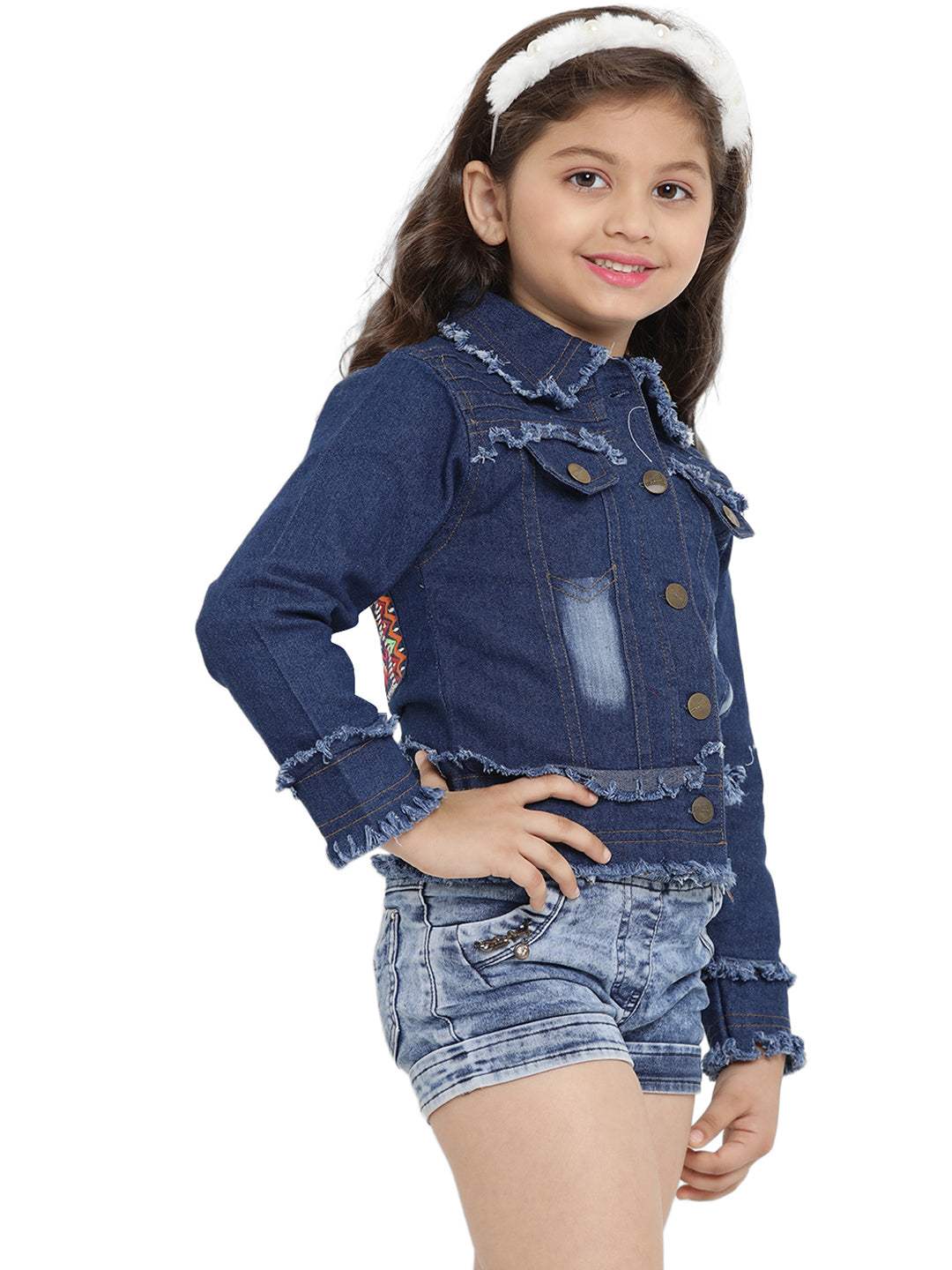 Bitiya By Bhama Girls Blue Embroidered Lightweight Denim Jacket