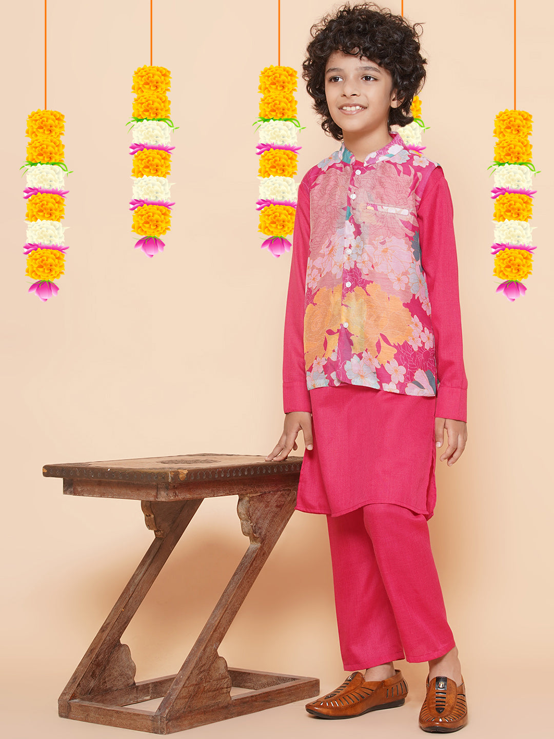 Bittu By Bhama Boys Pink Kurta & Pyjamas with Printed Jacket