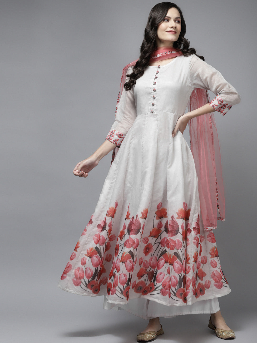 Shop Off White Floral Printed Chanderi Silk Anarkali Kurta With