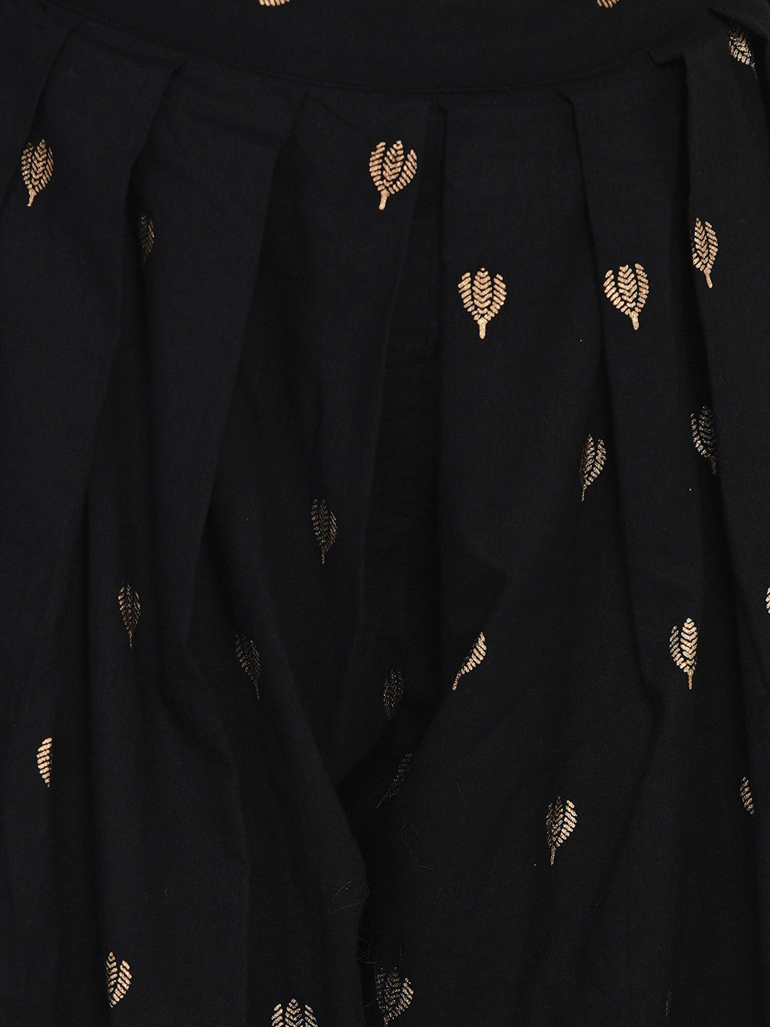 Bitiya by Bhama Girls Black Gotta Patti Kurta with Salwar