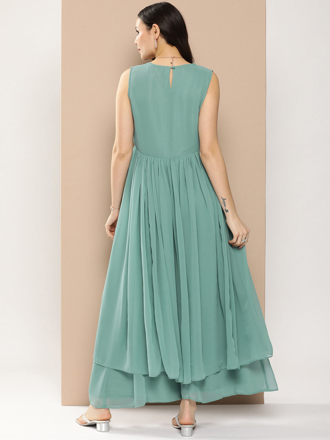 Green Embroidered Mid Open Kurta With Palazzos.