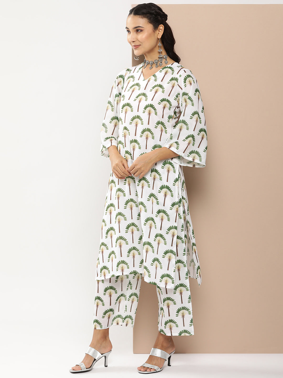 Bhama Couture Off White Floral Print Kurta With Off White Floral Print Palazzo.