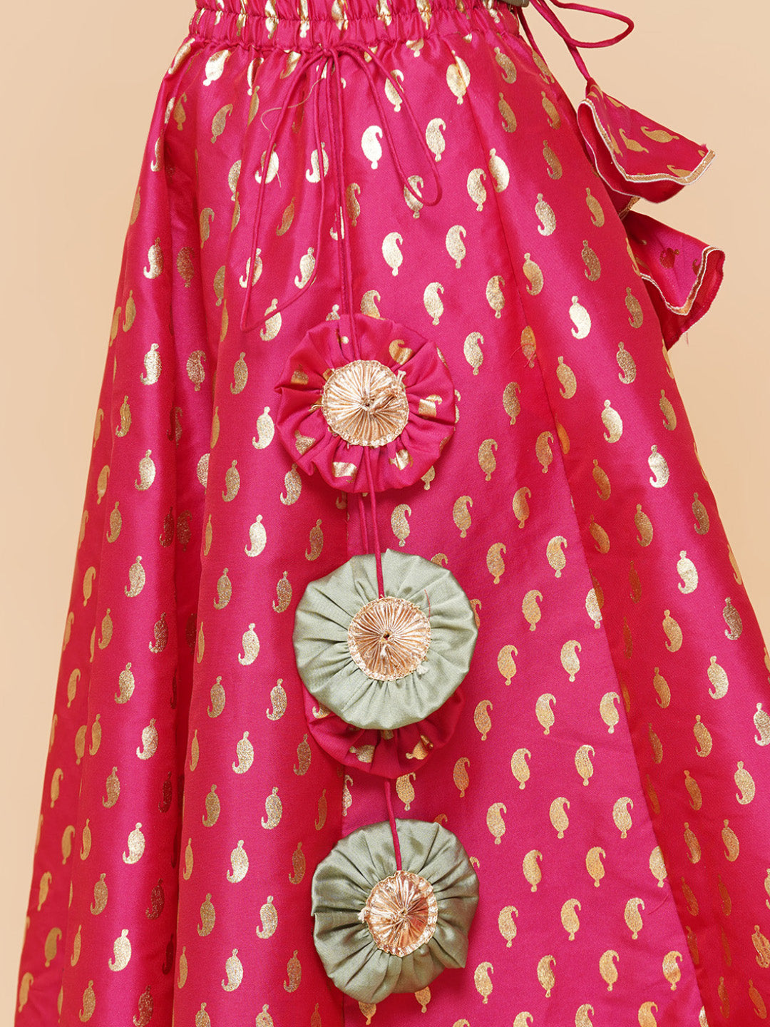 Bitiya by Bhama
Girls Green & Pink Embroidered Foil Print Ready to Wear Lehenga Choli