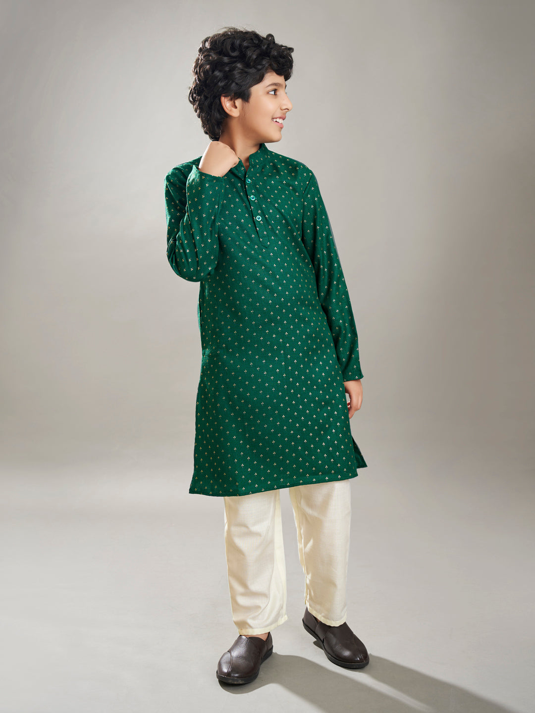 Bittu By Bhama Boys Green Kurta With A Off White Pajama