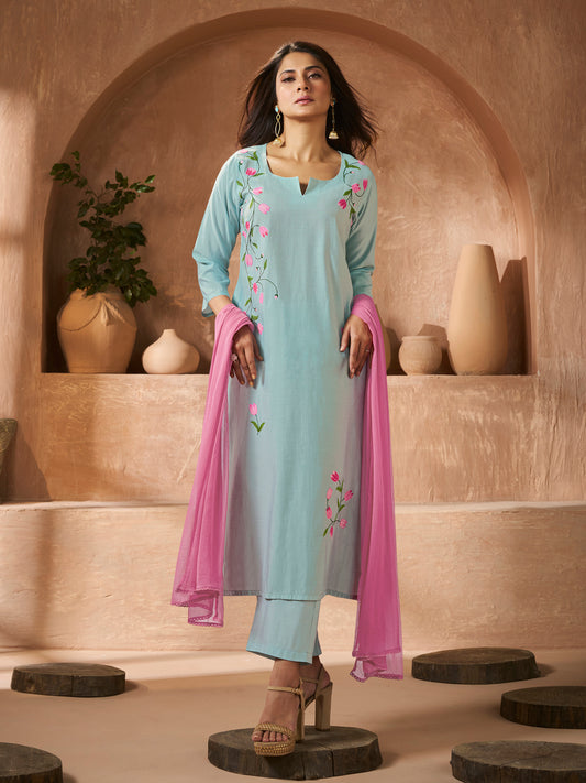 Jennifer Winget Bhama Couture Sky Blue Embroidered Straight Kurta Set With Dupatta.