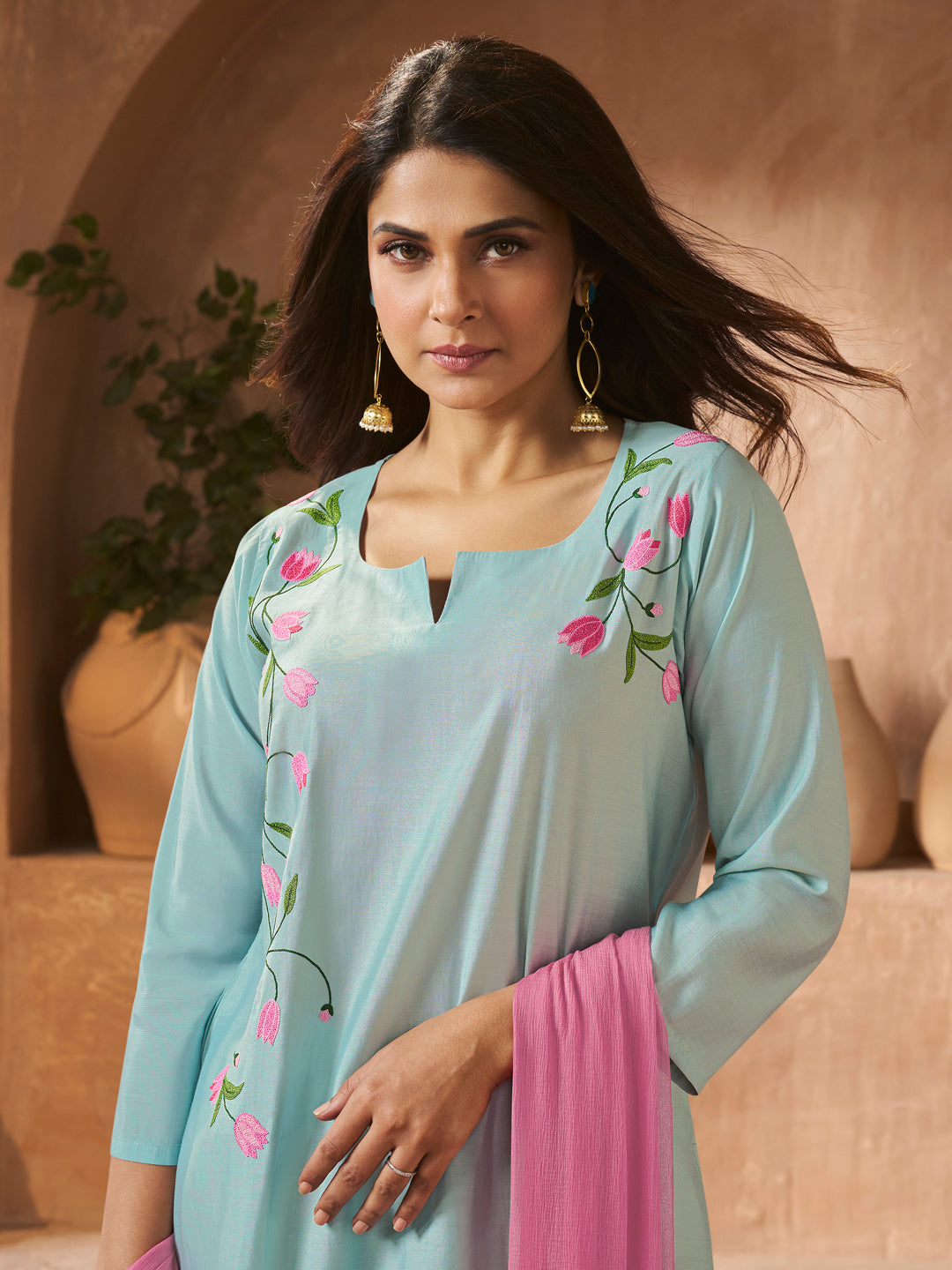 Jennifer Winget Bhama Couture Sky Blue Embroidered Straight Kurta Set With Dupatta.