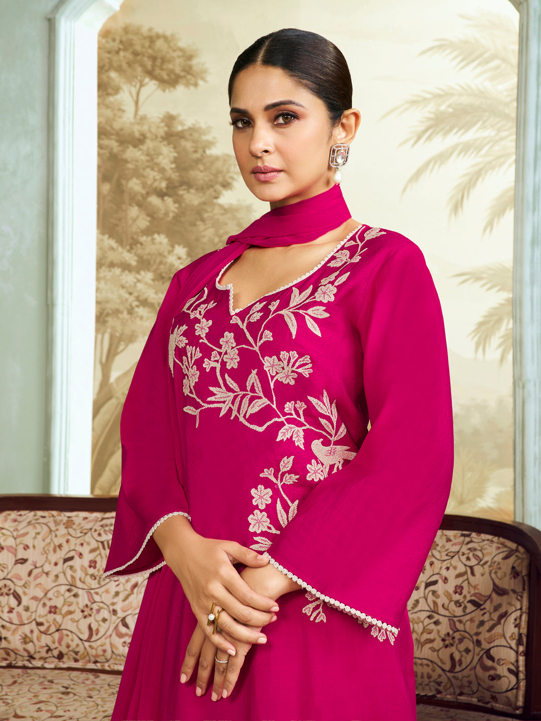 Jennifer Winget Bhama Couture Pink Embroidered Straight Kurta Set With Dupatta.