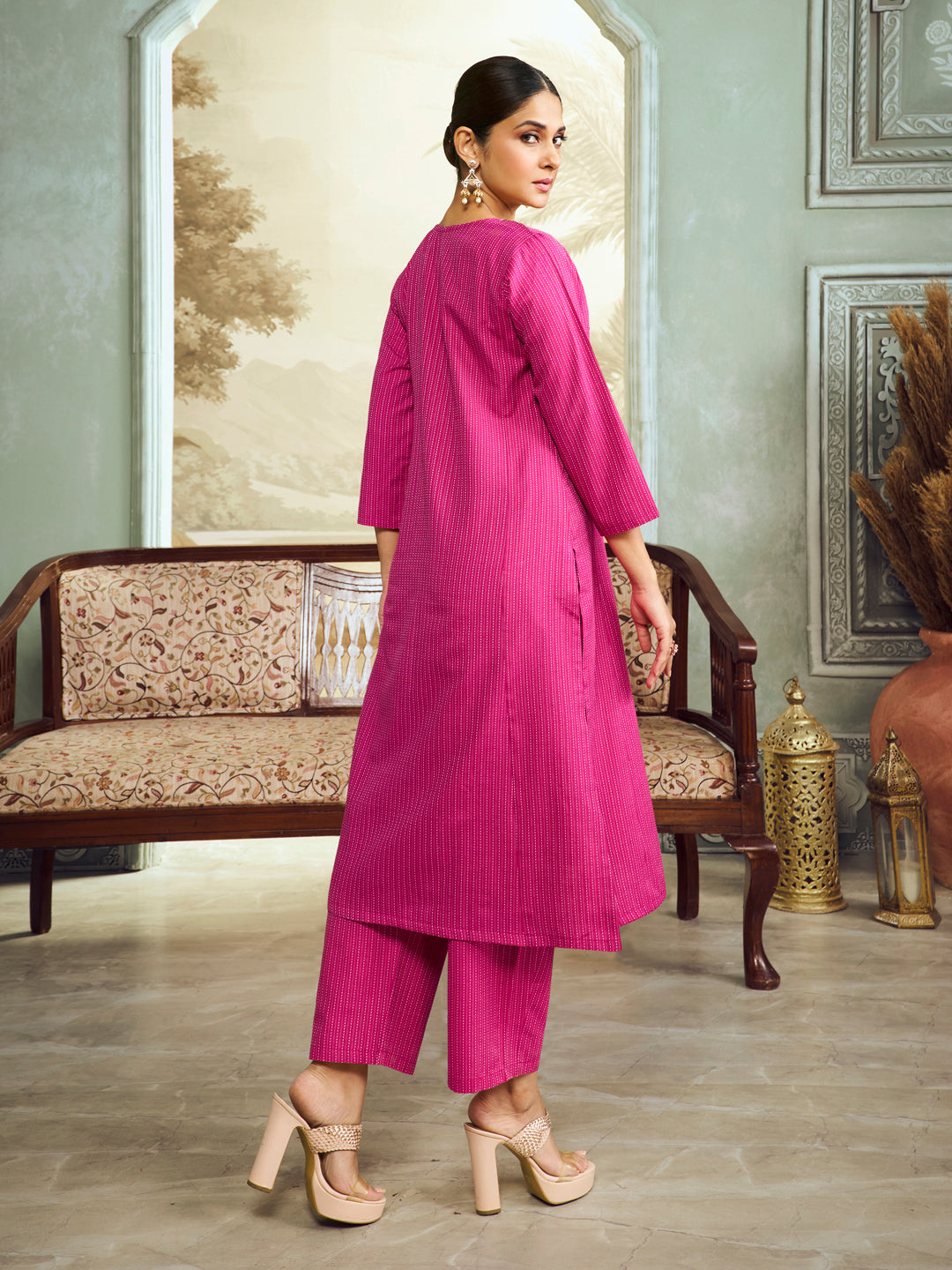 Jennifer Winget Bhama Couture Pink Embroidered Yoke Straight Kurta Set.