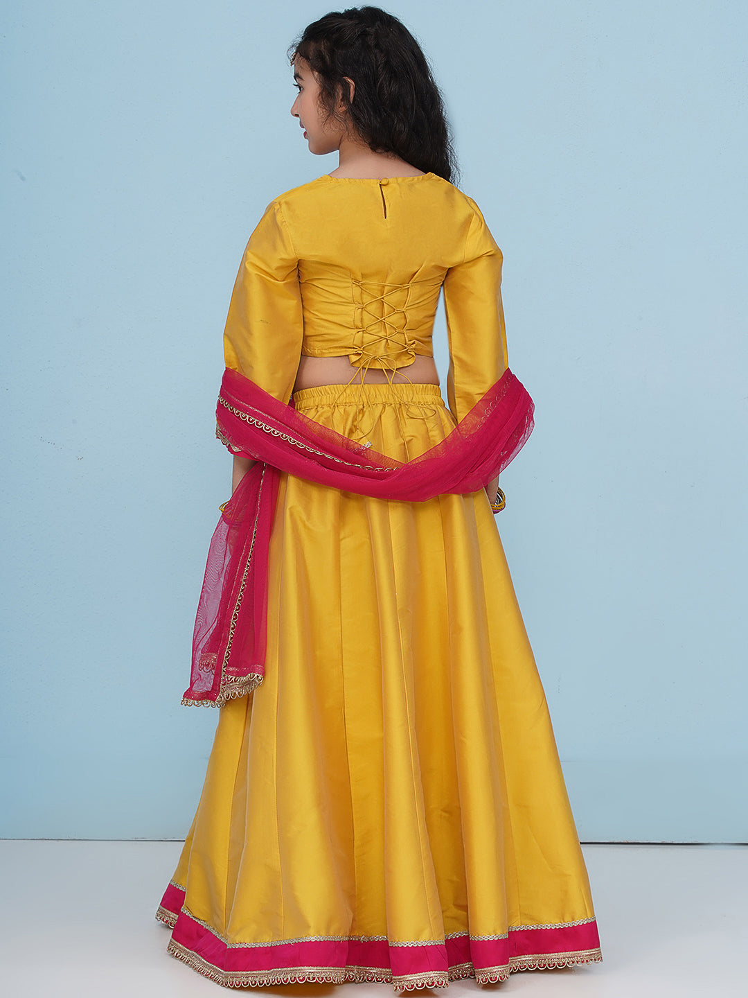 Girls Ethnic Motifs Embroidered Regular Gotta Patti Kurta Set With Dupatta