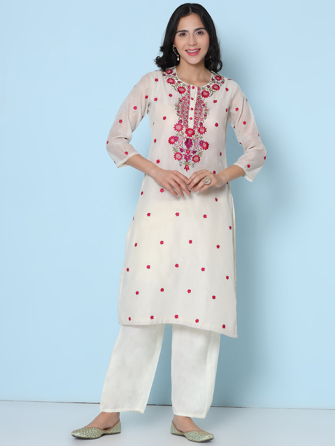 Off White Color Chanderi Embroidered Kurta With  Solid Trouser