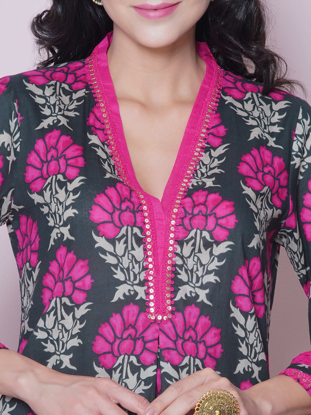 Green Pink Color Motits Printed Co-ords Set with Lace Detailing