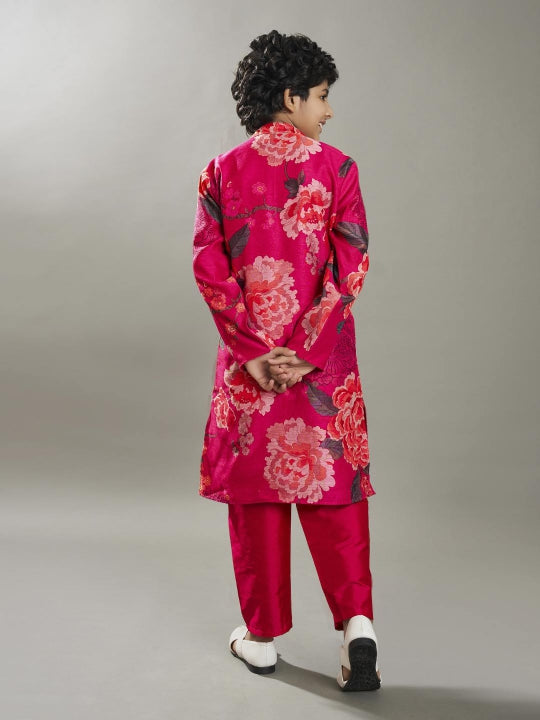 Bittu By Bhama Boys Pink floral printed kurta with a Pink pajama.