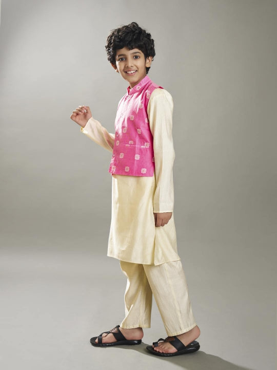 Bittu By Bhama Boys off white kurta pajama with pink jacquard booti Jacket