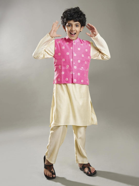 Bittu By Bhama Boys off white kurta pajama with pink jacquard booti Jacket