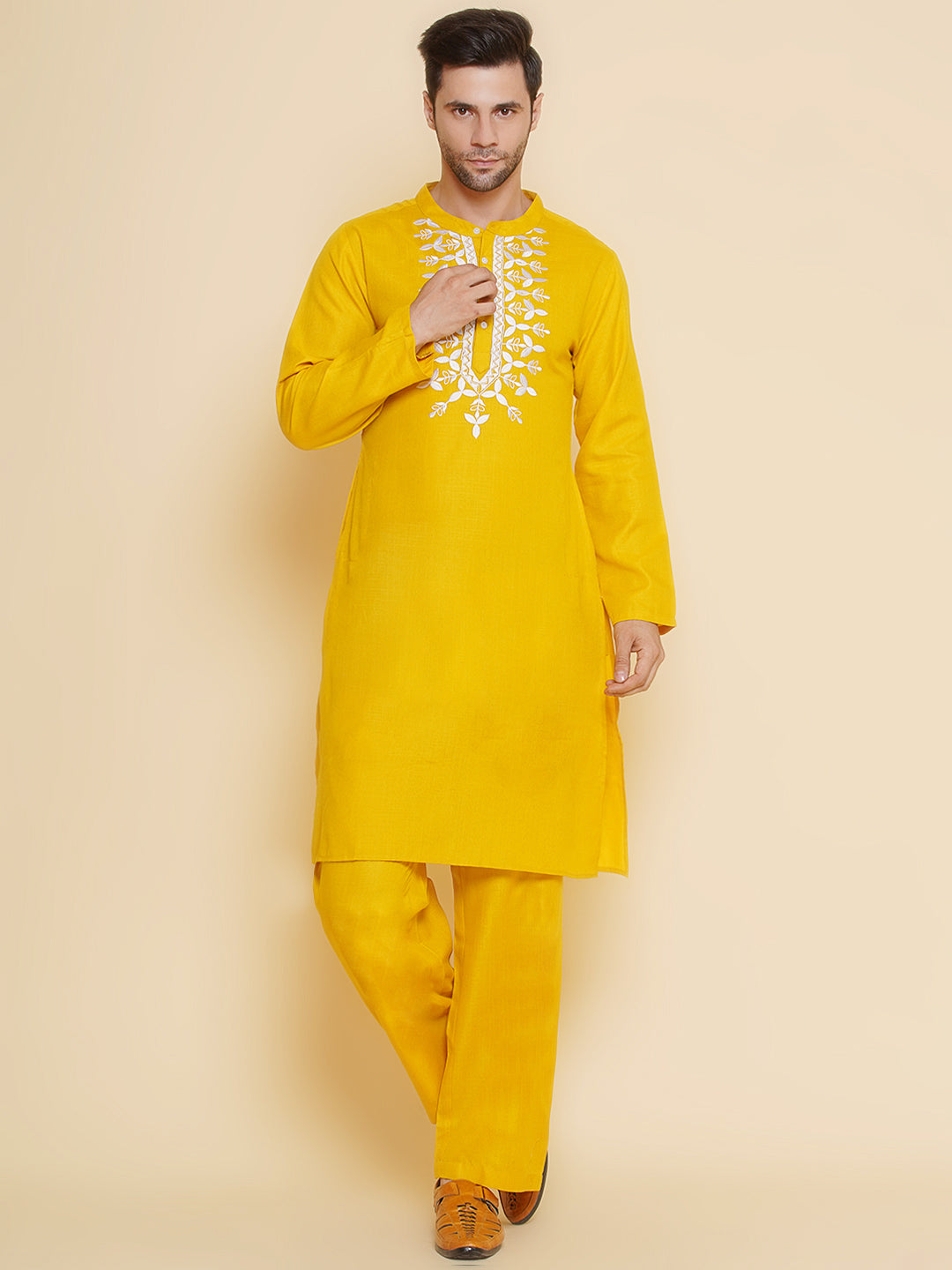 Baawara By Bhama Men Yellow Embroidered ethnic motifs Festive Kurta Pyjamas