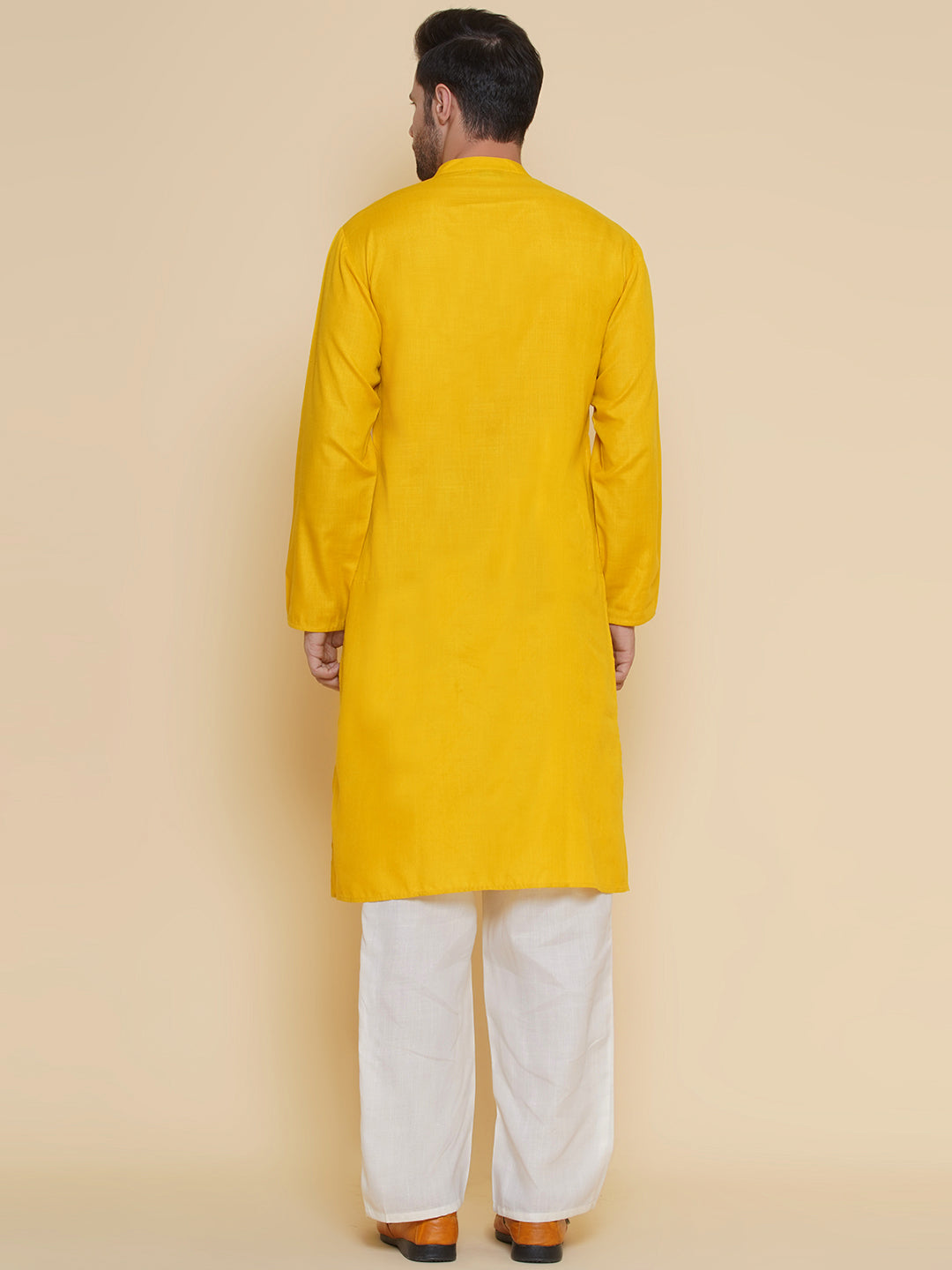 Baawara By Bhama Men Yellow Embroidered ethnic motifs Festive Kurta Pyjamas