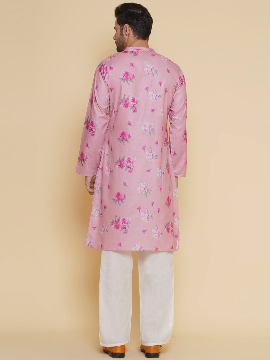 Baawara By Bhama Men Light Pink Floral Printed Festive Kurta Pyjamas