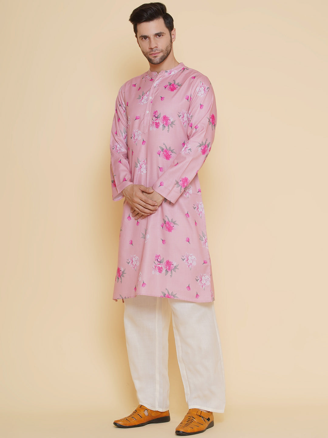 Baawara By Bhama Men Light Pink Floral Printed Festive Kurta Pyjamas