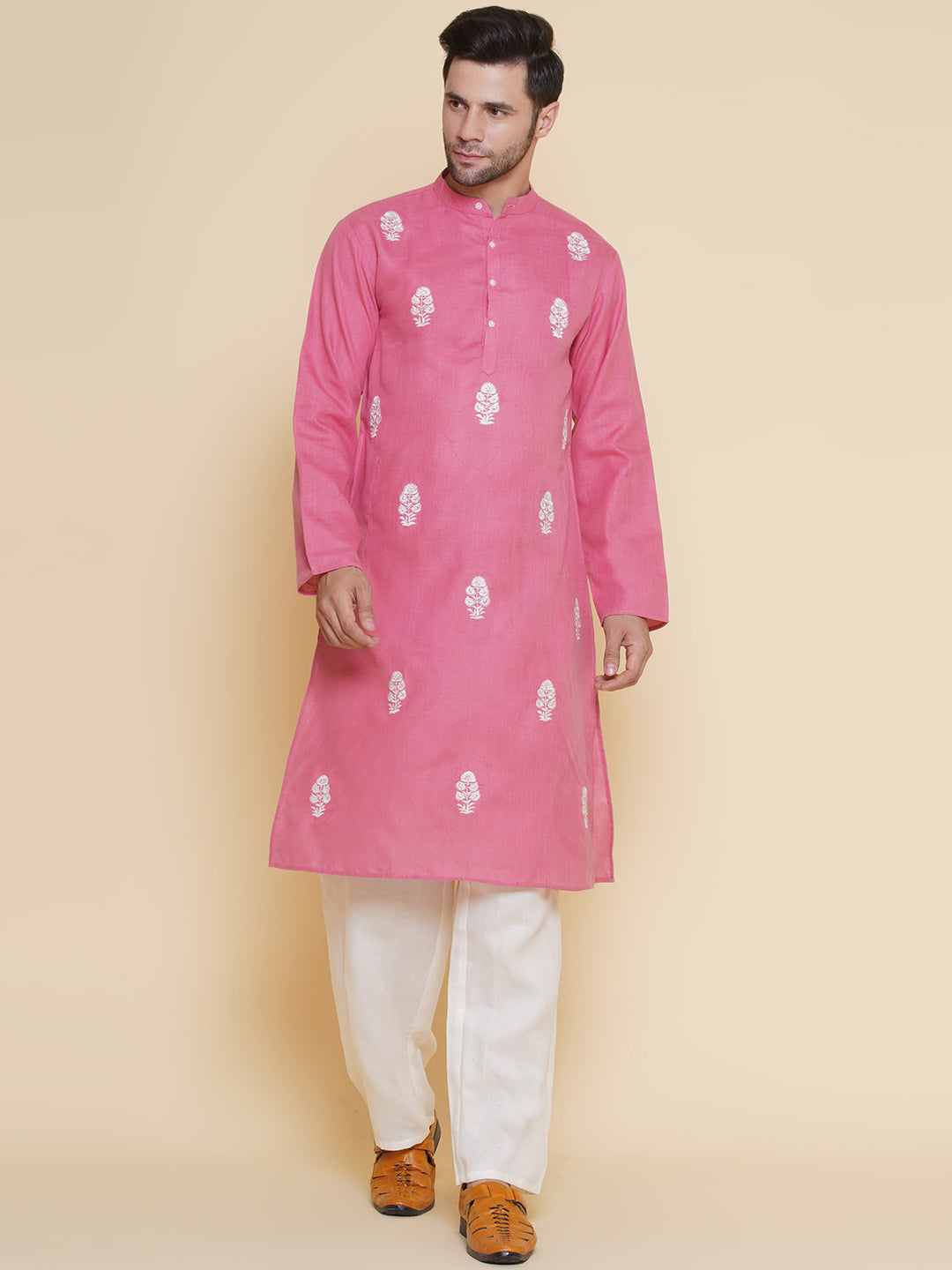 Baawara By Bhama Men Pink Embroidered ethnic motifs Festive Kurta Pyjamas