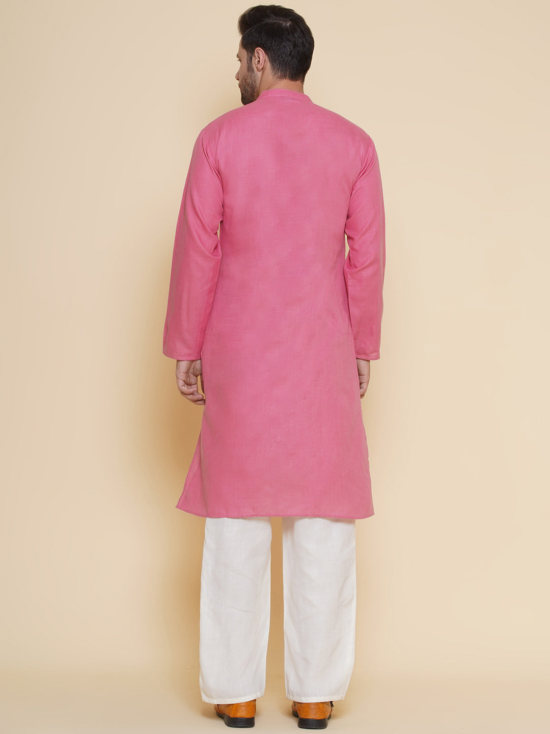 Baawara By Bhama Men Pink Embroidered ethnic motifs Festive Kurta Pyjamas