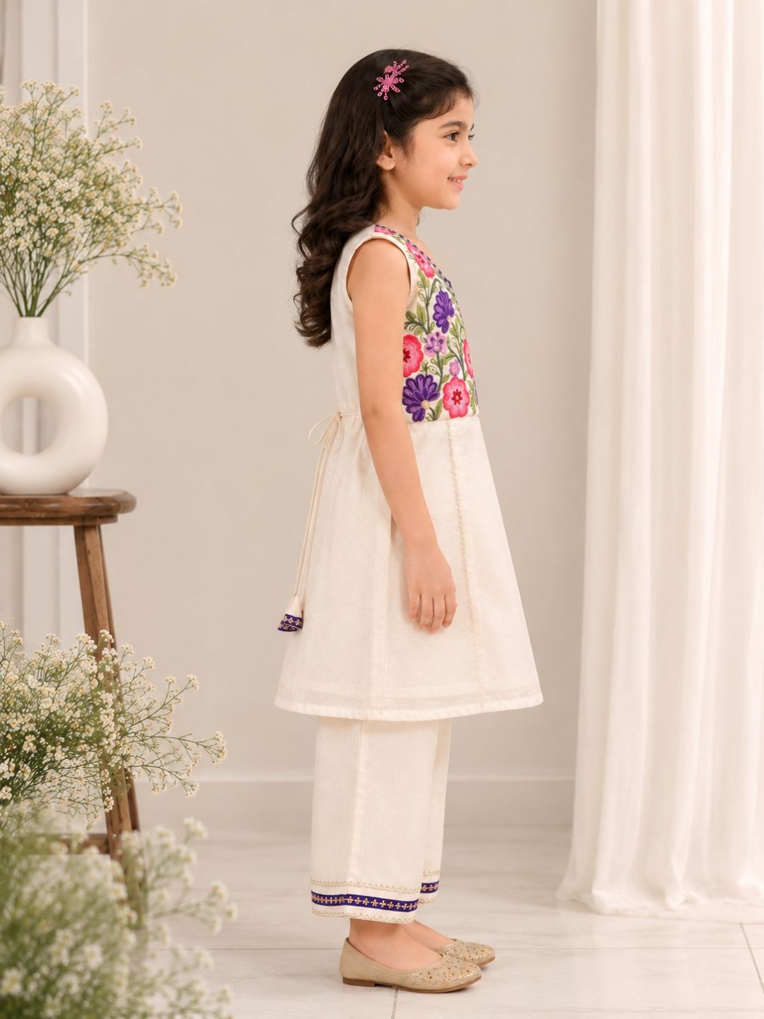 Bitiya By Bhama Girls Off White Embroidered Kurta With Farsi Salwar