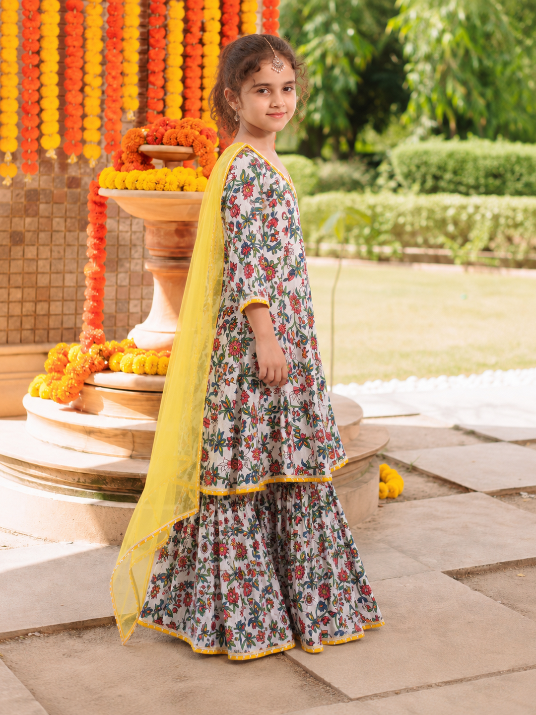Bitiya By Bhama Girls white Floral Printed Kurta With Sharara & Dupatta