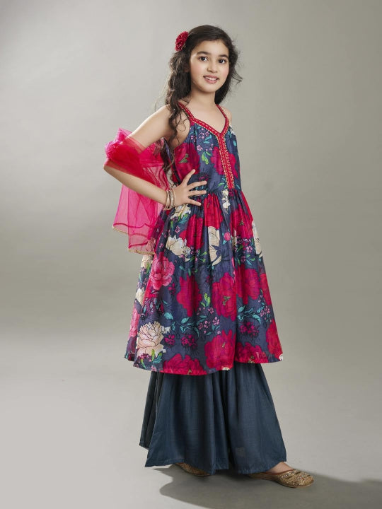 Bitiya by Bhama Girls Grey Floral Printed Empire Gotta Patti Kurta with Sharara & With Dupatta