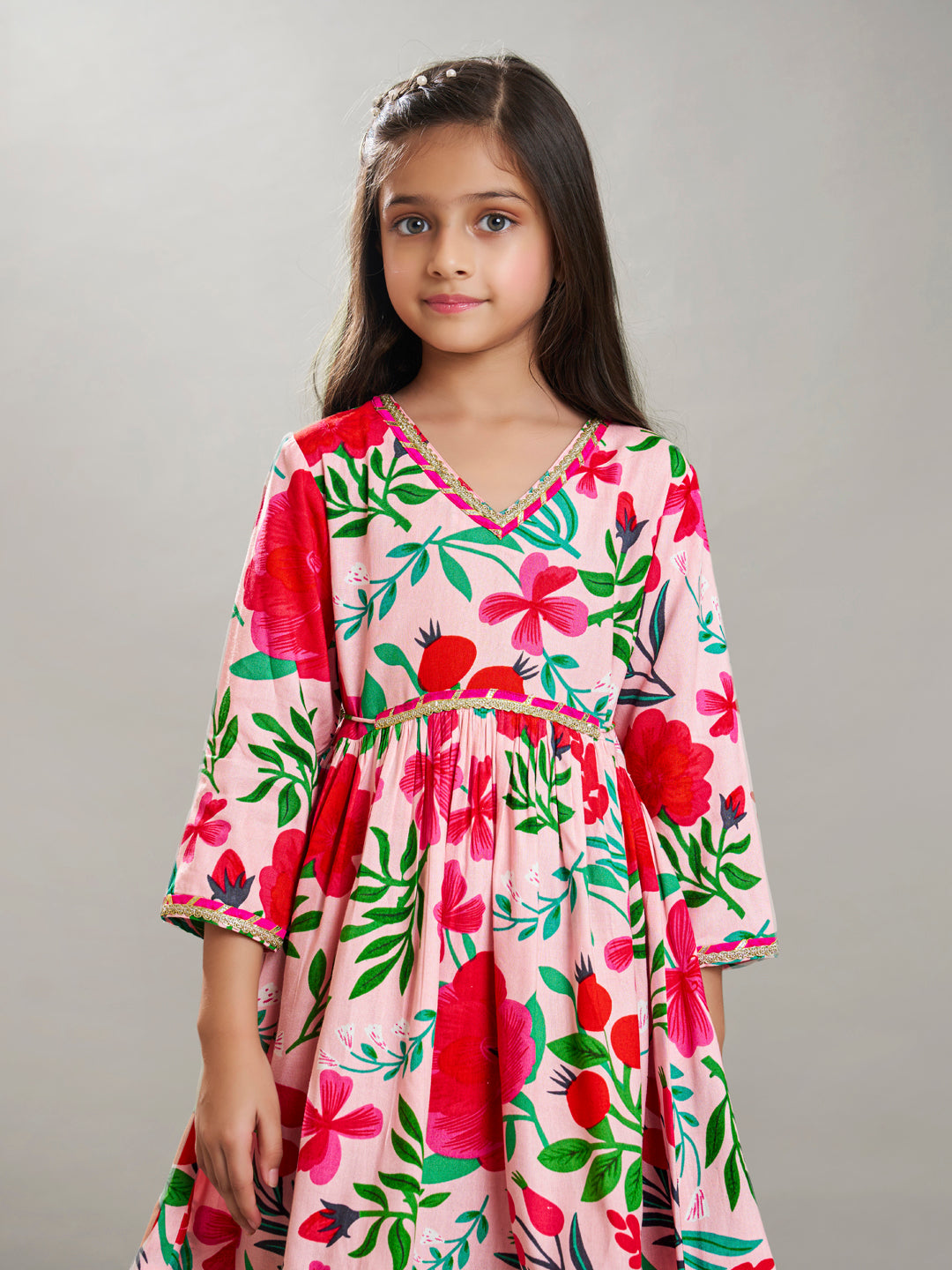 Bitiya by Bhama Girls Peach Multi Floral Printed Cotton Kurta with Trousers set