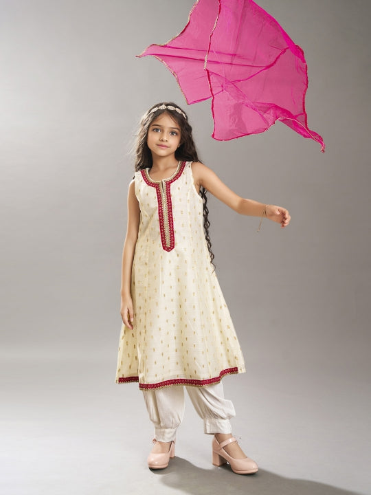 Bitiya by Bhama Girls  Ethnic motifs woven design Kurta With  Salwar & Dupatta