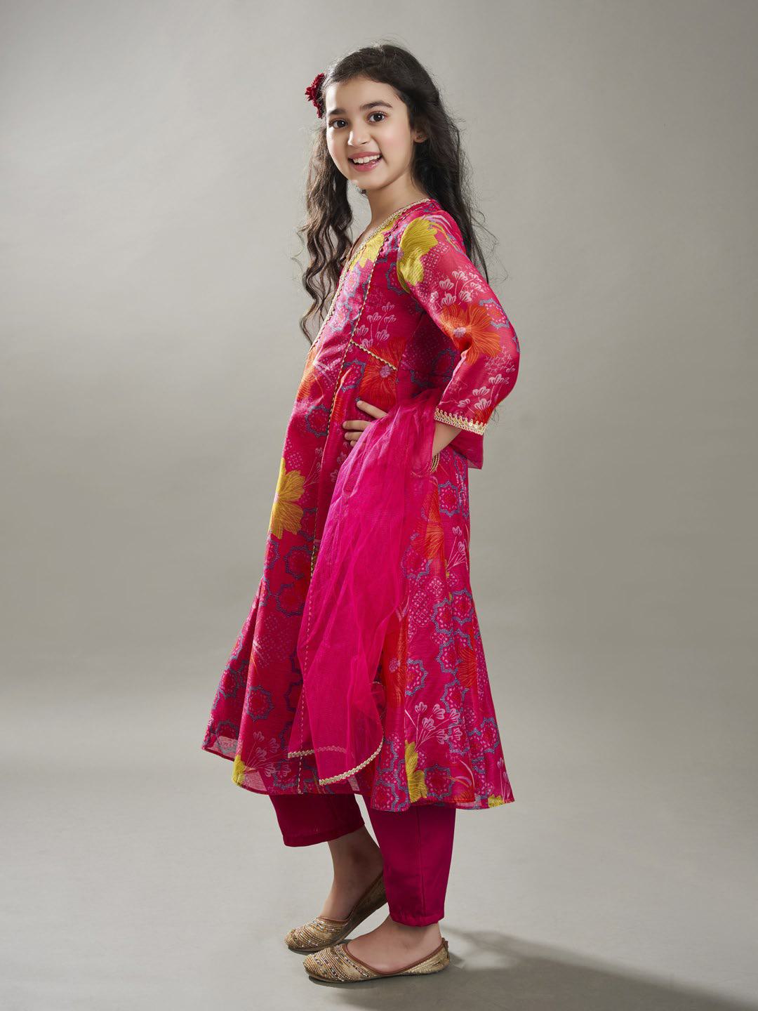 Bitiya by Bhama Girls Pink Floral Printed Kurta with Trousers & Dupatta