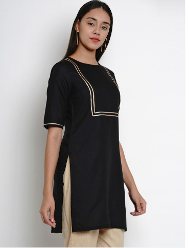 Black solid tunic, has a round neck with lace detail, short sleeves