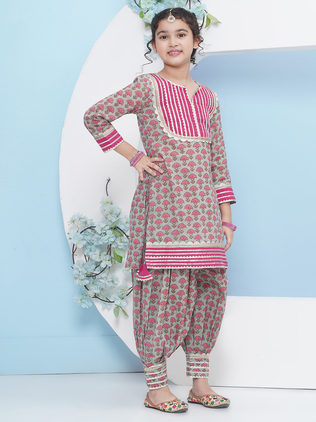 Bitiya by Bhama Girls Off-White Floral Printed Angrakha Kurta with Sharara