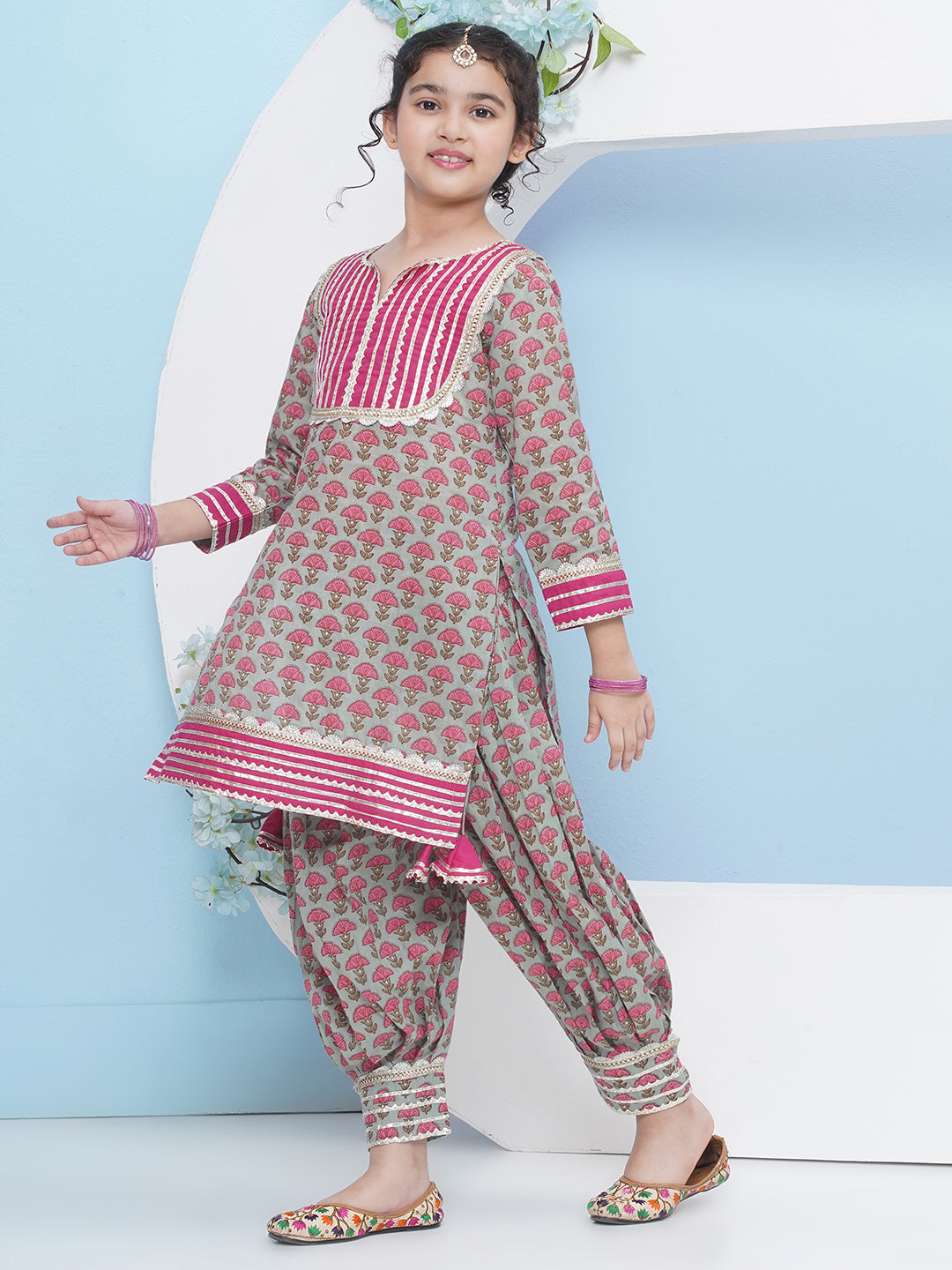 Bitiya by Bhama Girls Off-White Floral Printed Angrakha Kurta with Sharara