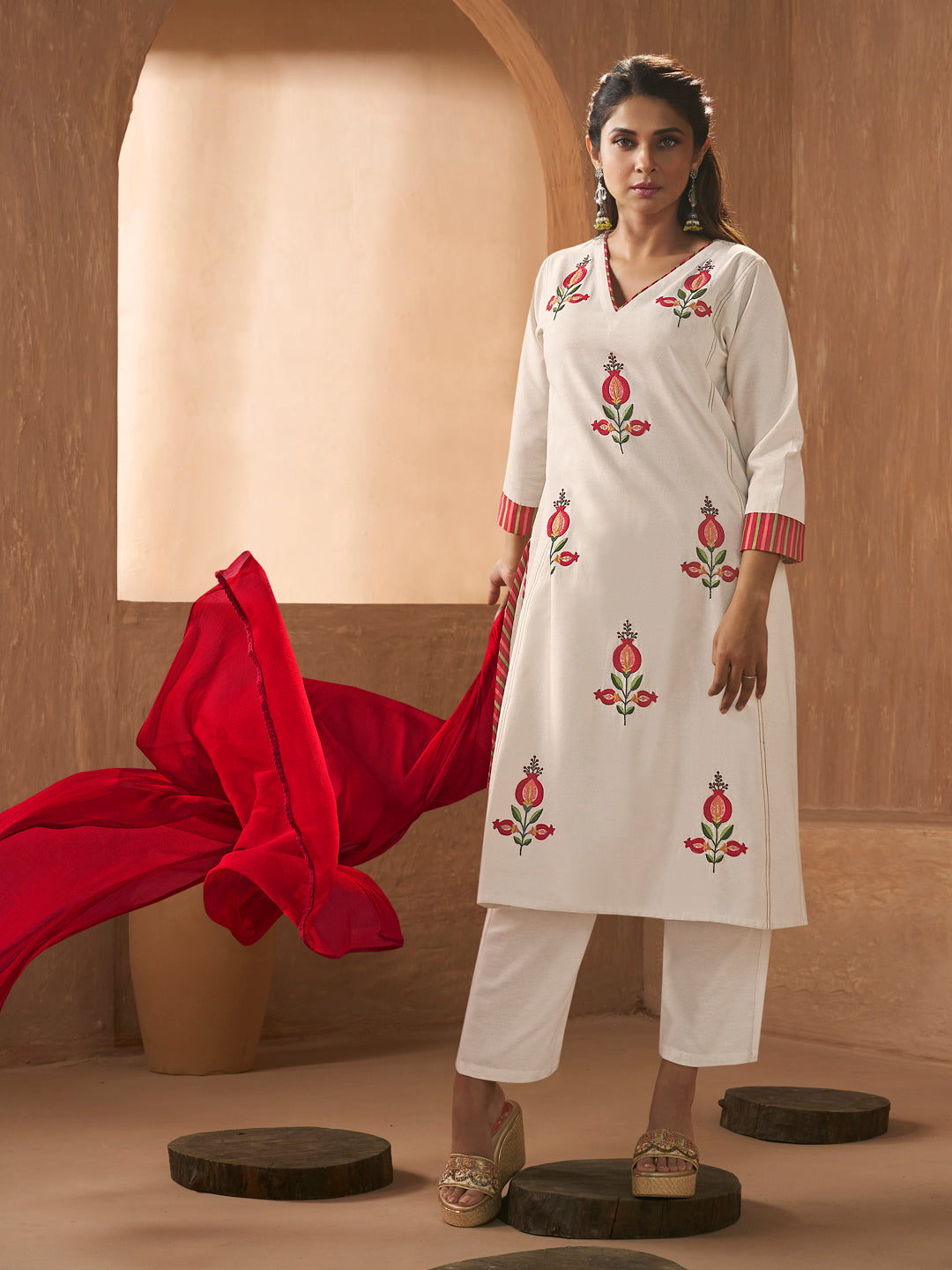 Bhama Couture Off White Embroidery Kurta Set With Dupatta For Women