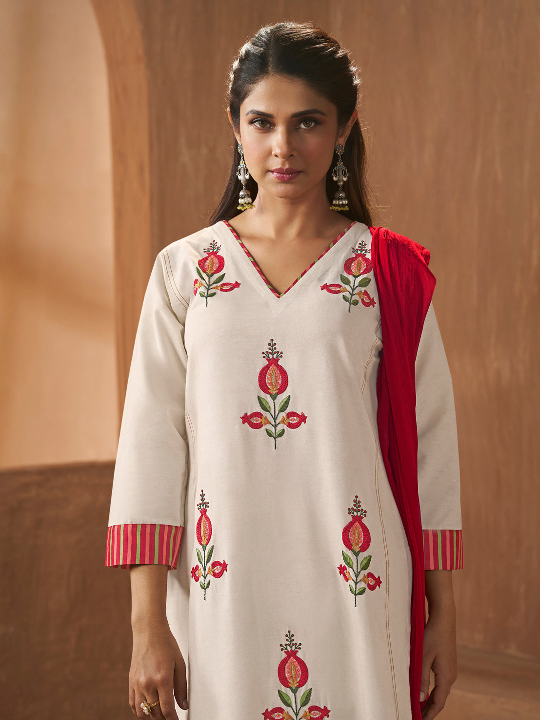 Bhama Couture Off White Embroidery Kurta Set With Dupatta For Women