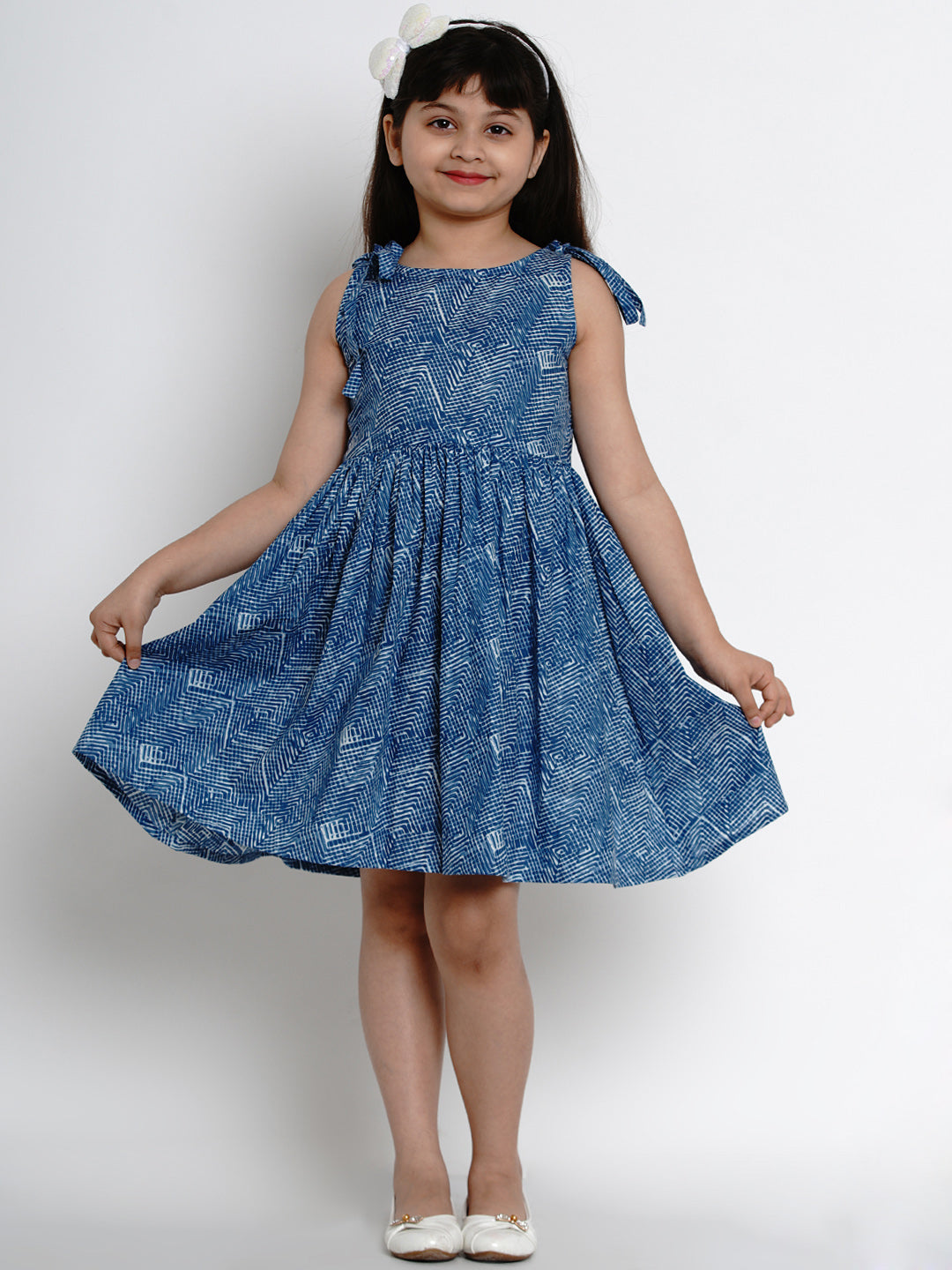 Bitiya By Bhama Girls Blue Printed Fit And Flare Dress