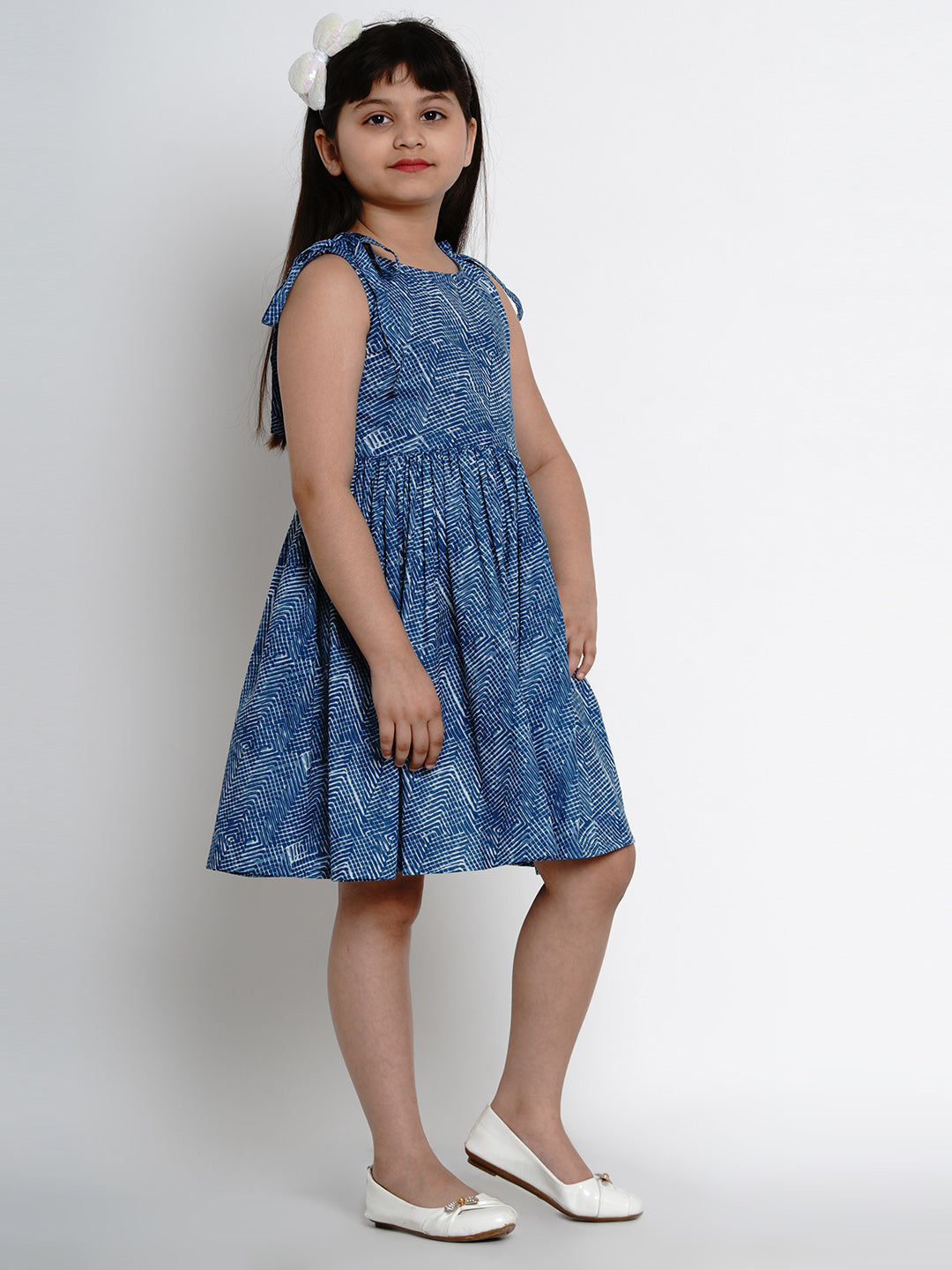 Bitiya By Bhama Girls Blue Printed Fit And Flare Dress