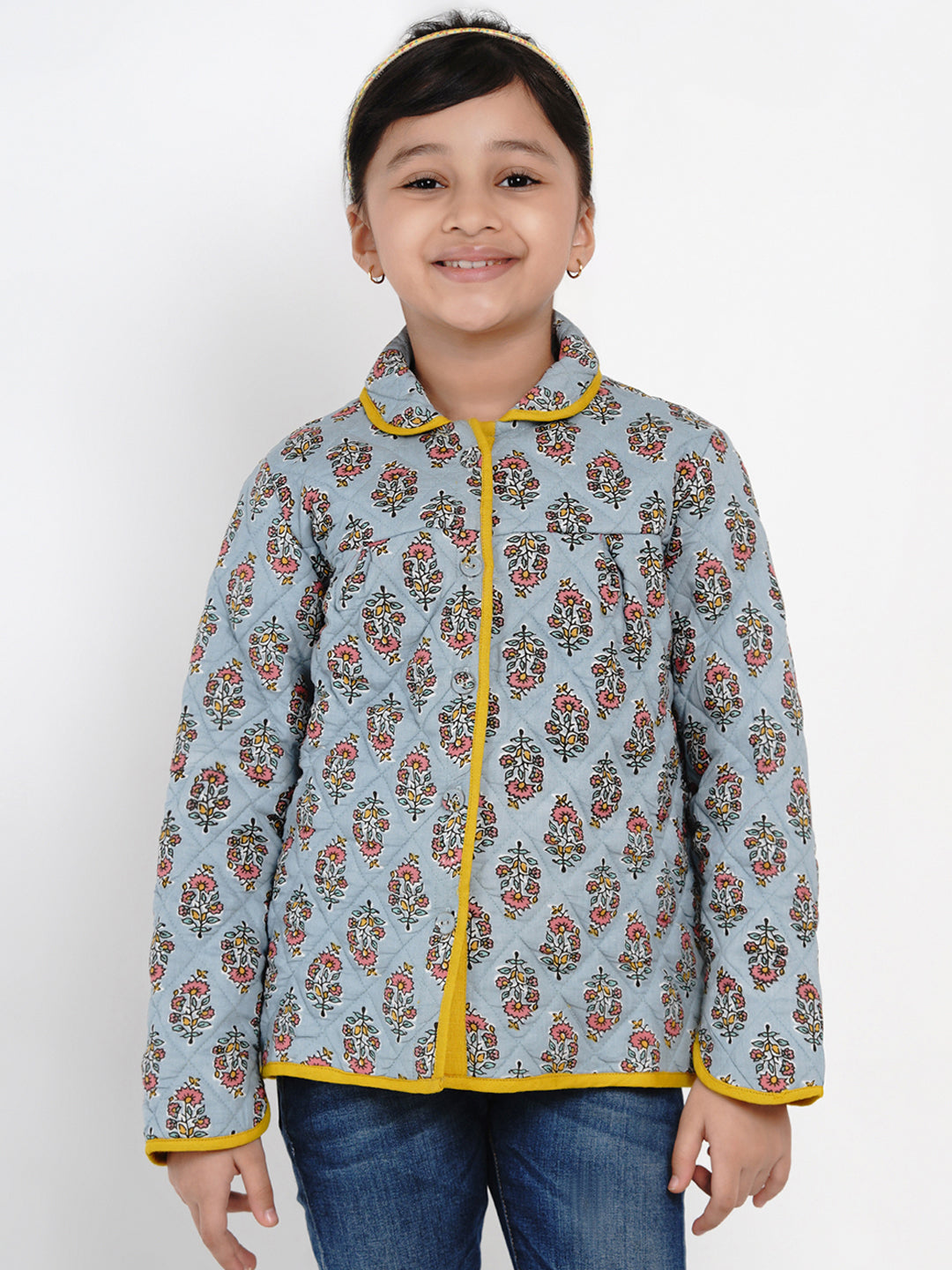 Bitiya by Bhama 
Girls Grey Printed Tailored Jacket