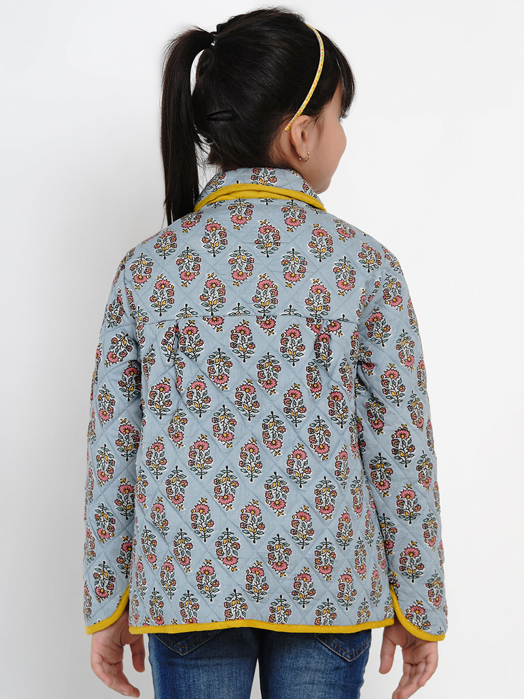 Bitiya by Bhama 
Girls Grey Printed Tailored Jacket