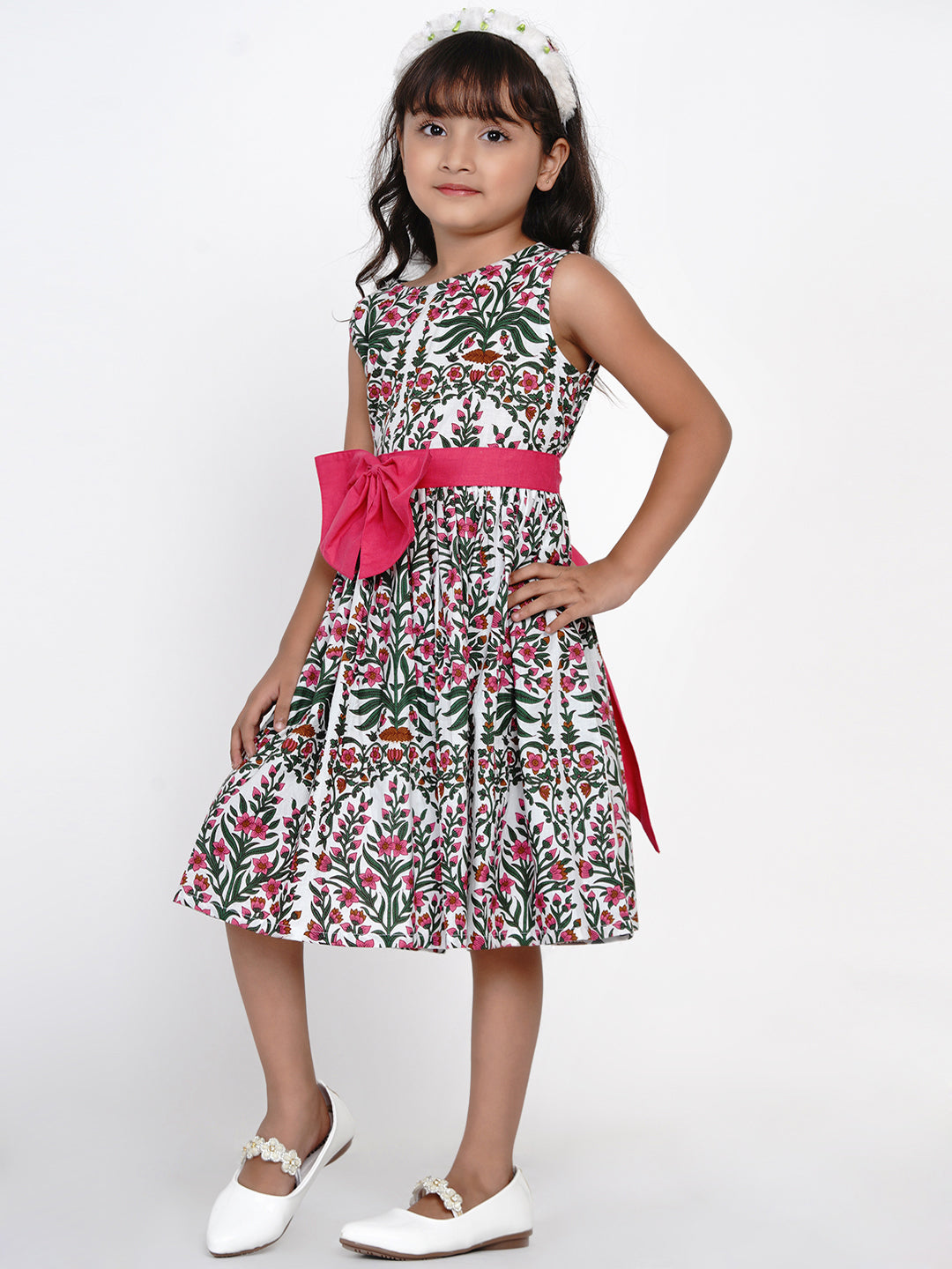 Bitiya By Bhama Girls White & Pink Printed Fit And Flare Dress