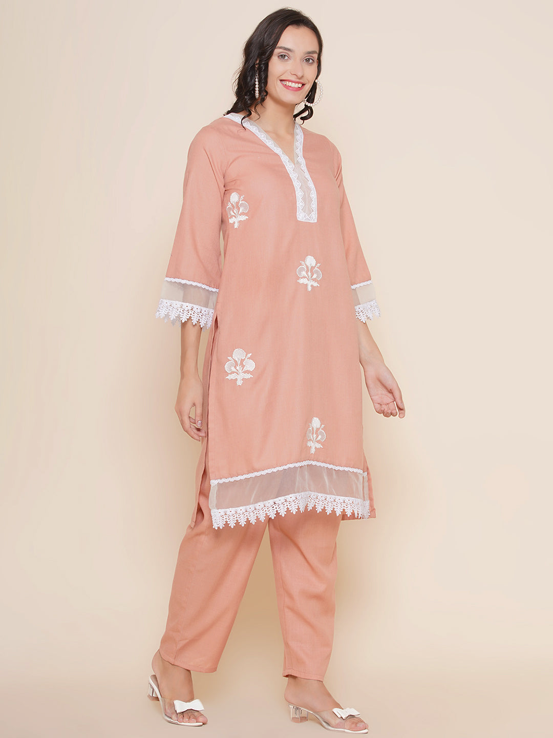 Peach Embroidered straight kurta with Palazzo & Lace work Dupatta