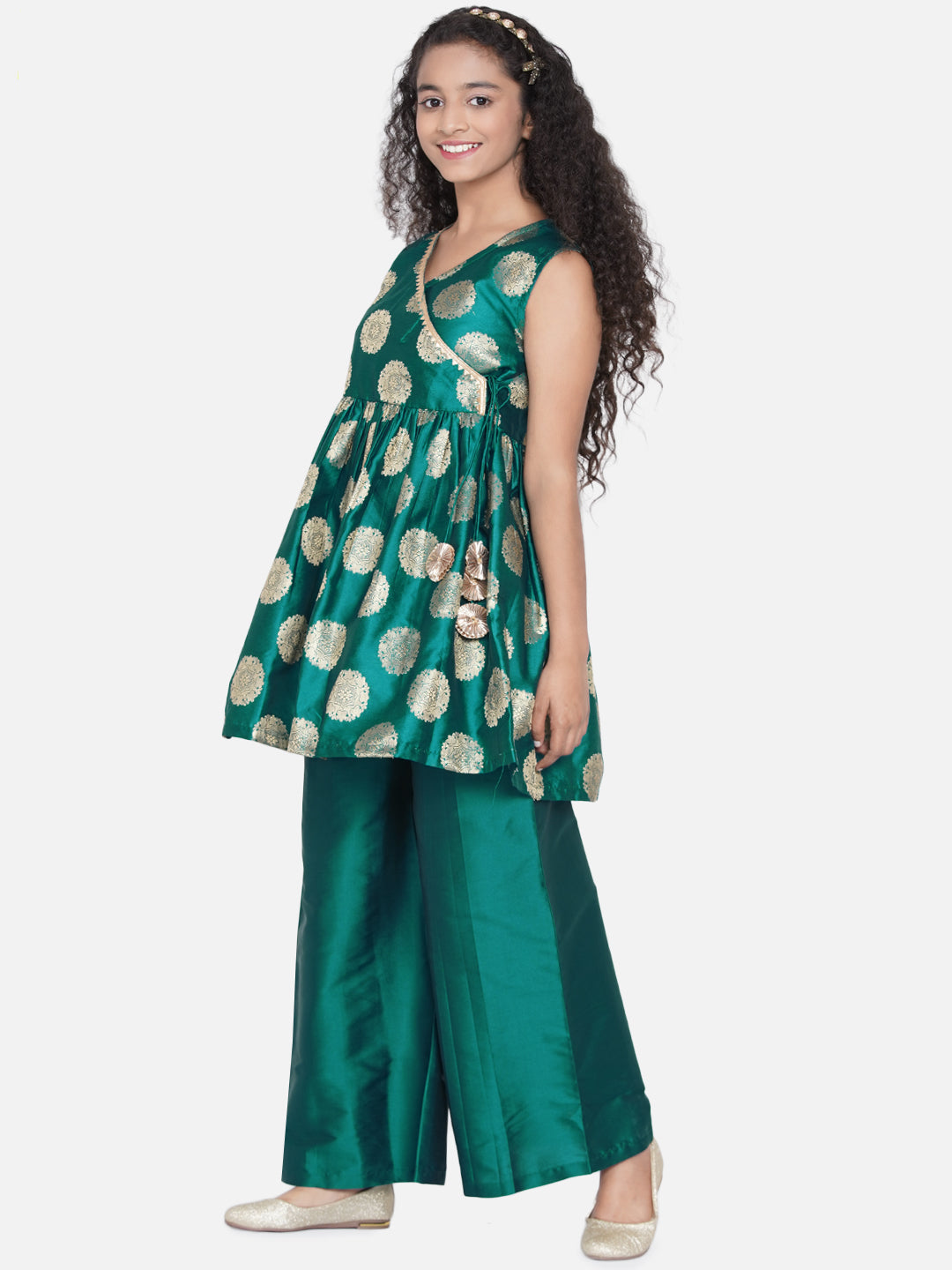 Bitiya By Bhama Green Self Design Kurta With Palazzo