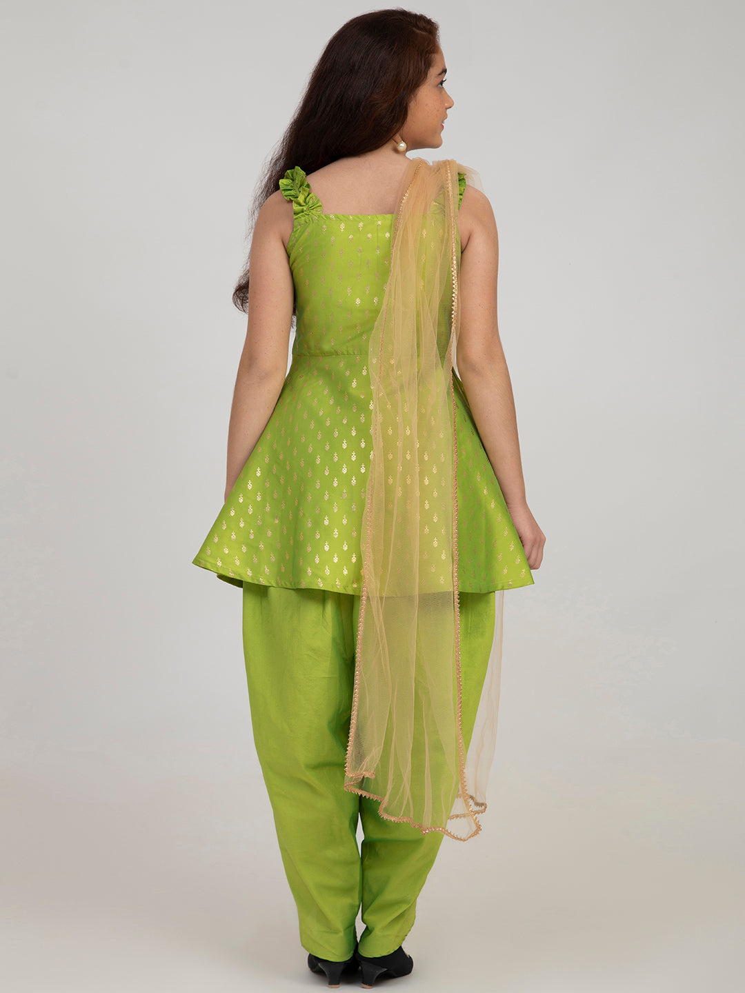 Bitiya By Bhama Girls Green-Printed Kurta And Dhoti Pants With Dupatta