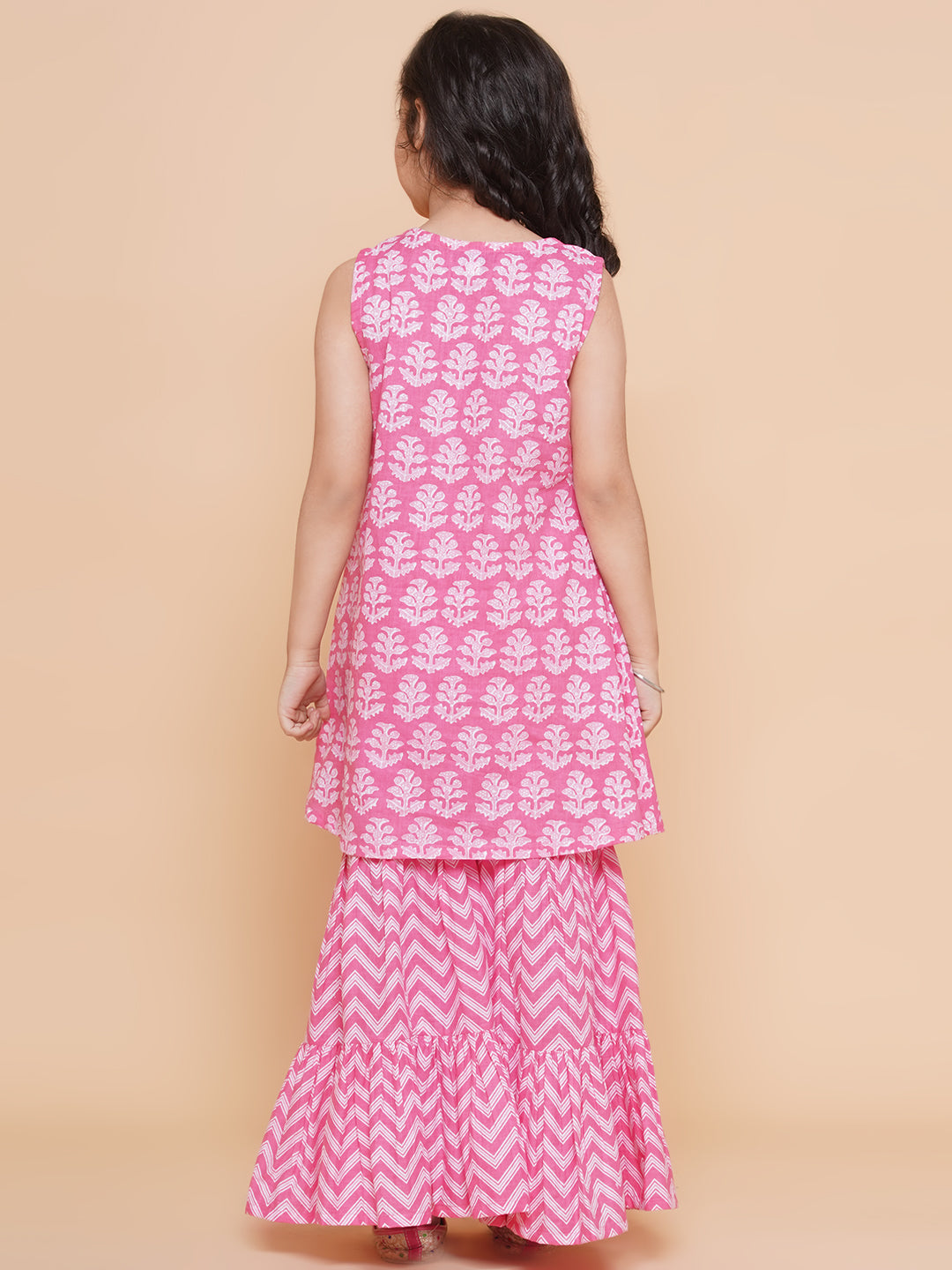 Bitiya By Bhama Girls Pink Floral Printed Pure Cotton Kurta With Sharara
