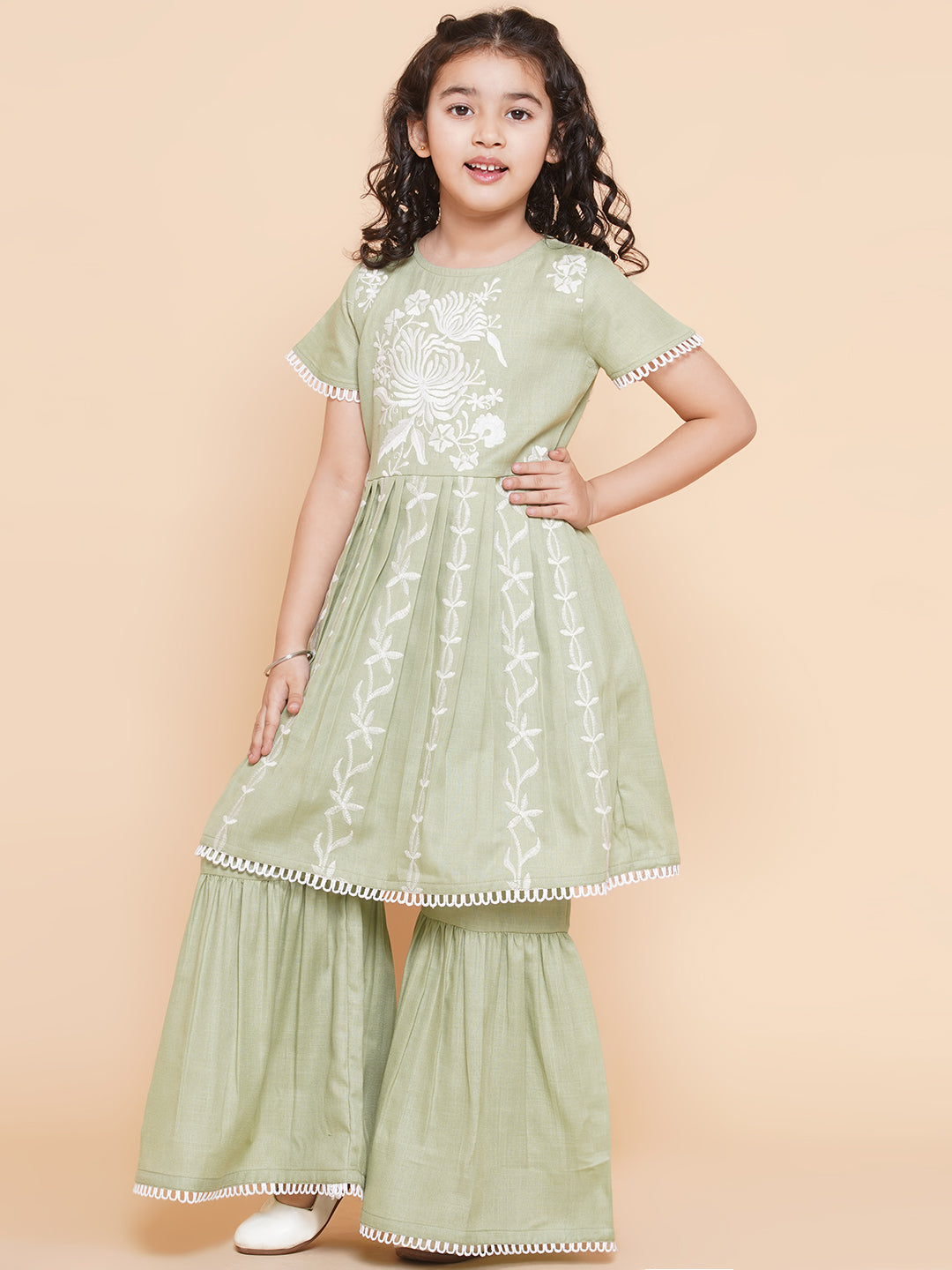 Bitiya By Bhama Girls Light Green Floral Embroidered Kurta With Sharara