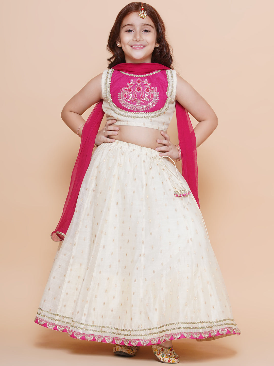 Bitiya by Bhama Girls Off white Jacquard booti lehenga & Pink Embroidered Choli Lehenga With Dupatta