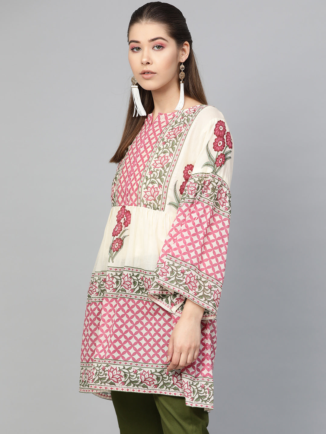 Bhama Cuture Beige & Pink Printed Tunic